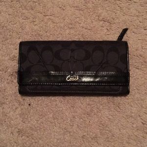Coach trifold checkbook wallet